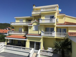 Apartments Jareb